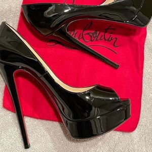 Christian Louboutin lady peep toe size 37